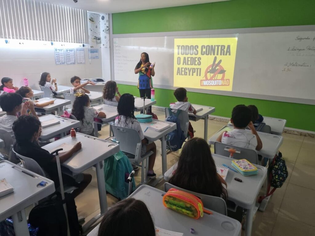 Escola Asas de Papel na Campanha “TODOS CONTRA A DENGUE”!