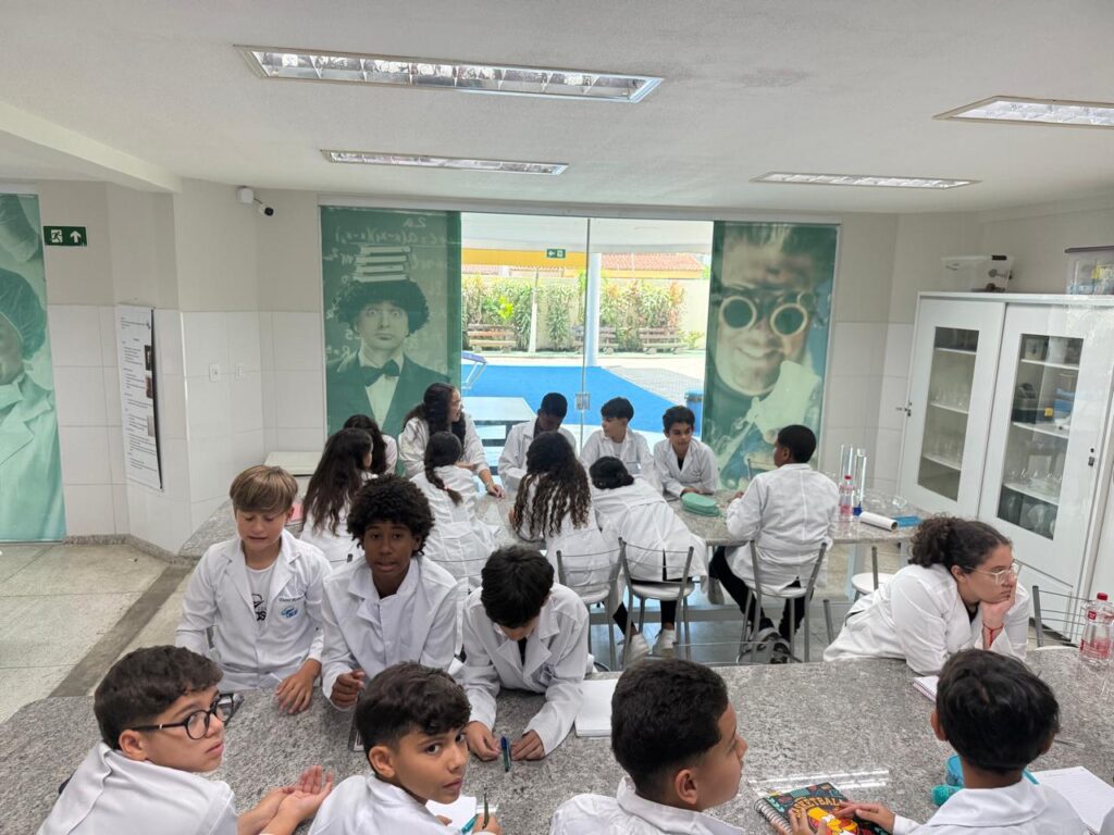 Aula Experimental “Tsunami da Água” – 8 Ano