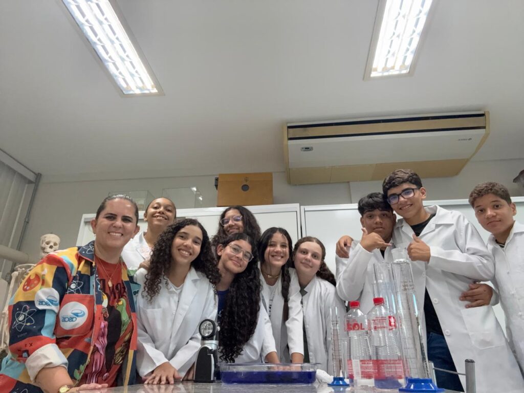 Aula Experimental “Tsunami da Água” – 8 Ano