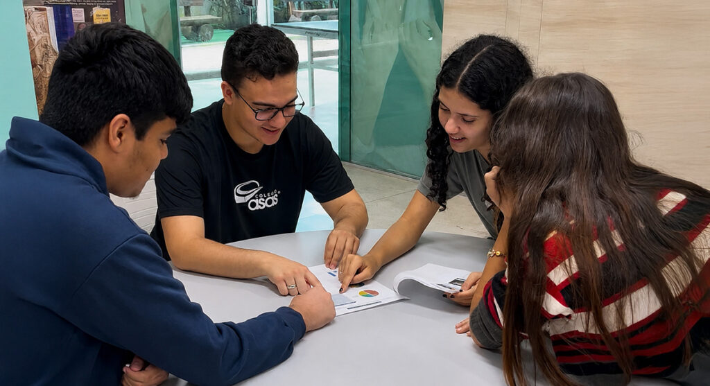 ABD promove protagonismo estudantil e aprendizagem por desafios no Colégio ASAS